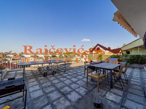 Sale, three bedroom apartment, 136m², Savski Venac, Beograd - image 13