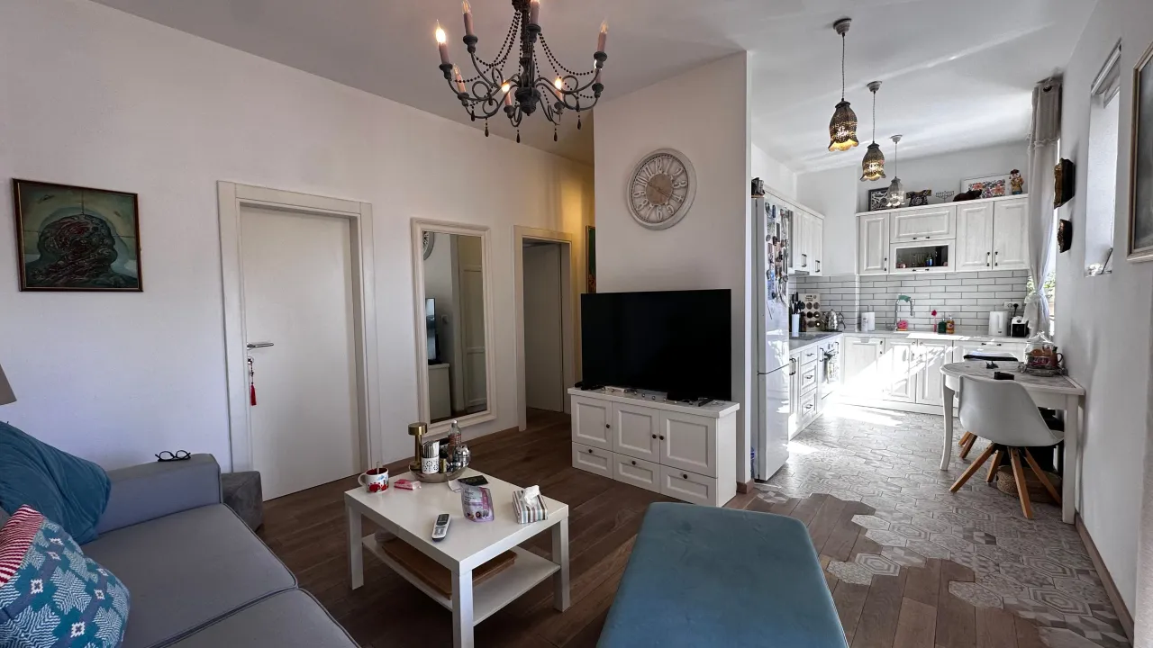 Prodaja, dvosoban stan, 64m², Centar, Podgorica