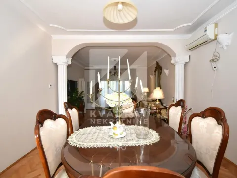 Rent, house, 250m², Donja Gorica, Podgorica - image 11