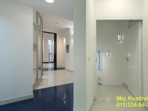 Rent, office space, 1000m², Savski Venac, Beograd - image 11