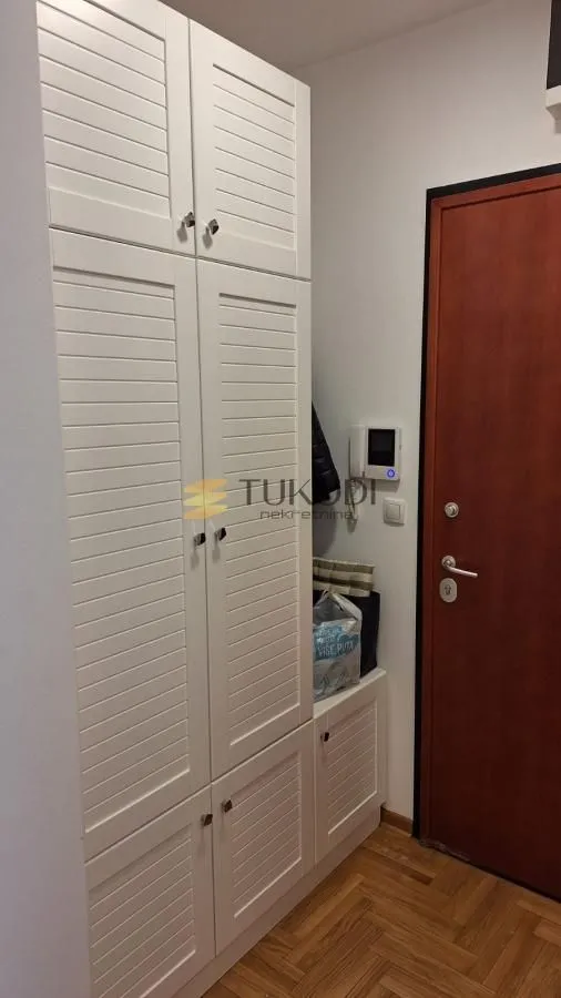 Rent, two bedroom apartment, 54m², Kalenić Pijaca, Vračar Sve Podlokacije