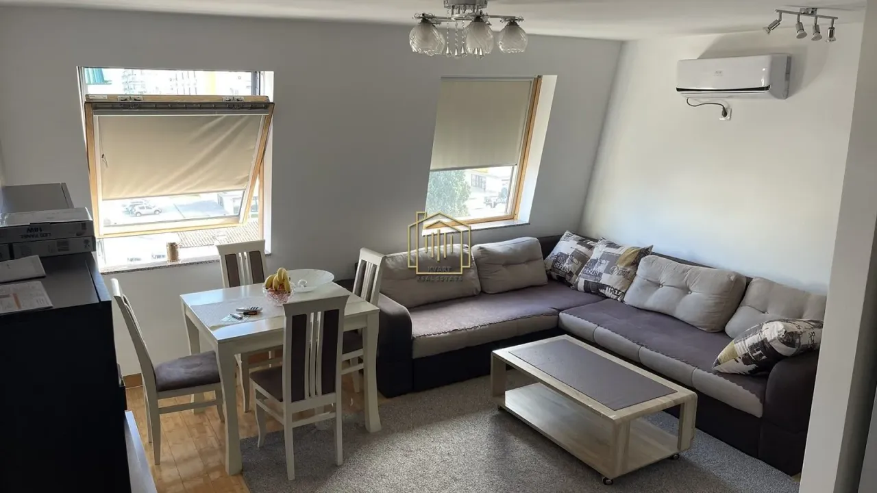 Izdavanje, dvosoban stan, 82m², Pobrežje, Podgorica