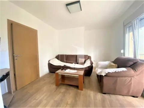 Izdavanje, stan, 68m², Gintaš, Podgorica - image 2