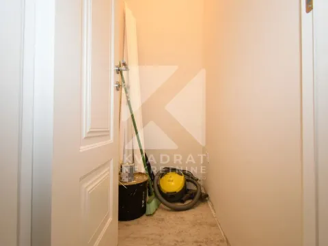 Rent, three bedroom apartment, 100m², Momišići, Podgorica - image 9