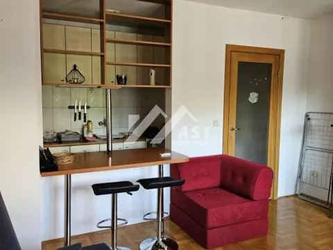 Rent, one bedroom apartment, 32m², Rotkvarija, Novi Sad Sve Podlokacije - image 3