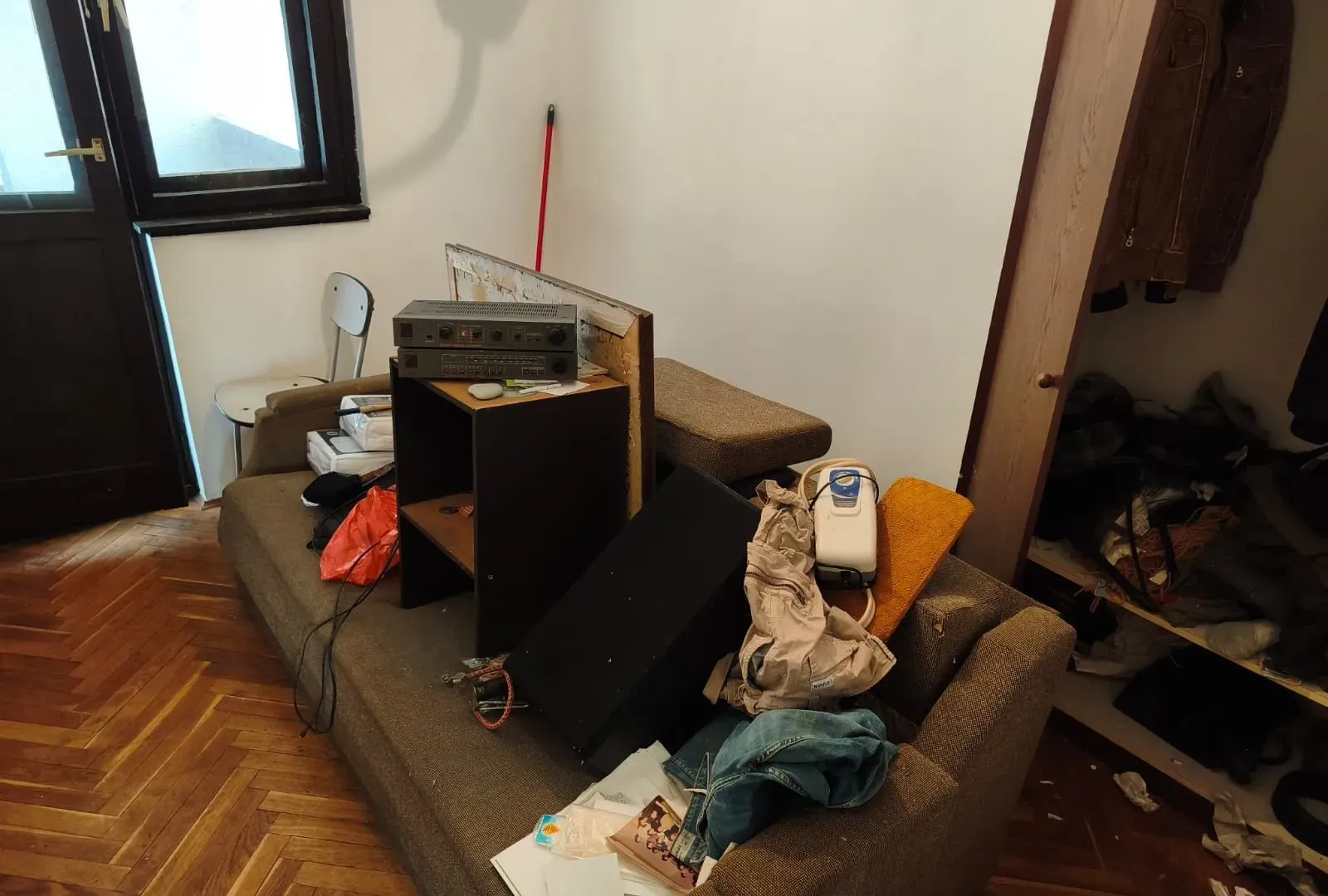 Prodaja, trosoban stan, 100m², Blok 6, Podgorica