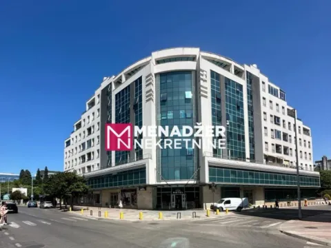 Izdavanje, dvosoban stan, 100m², Preko Morače, Podgorica