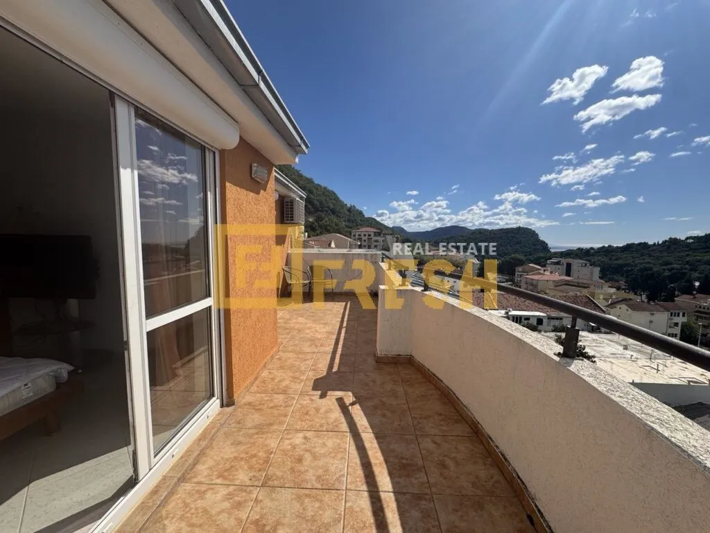 Prodaja, četvorosoban stan, 173m², Petrovac, Budva