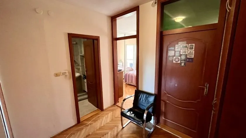 Prodaja, dvosoban stan, 85m², Centar, Bar