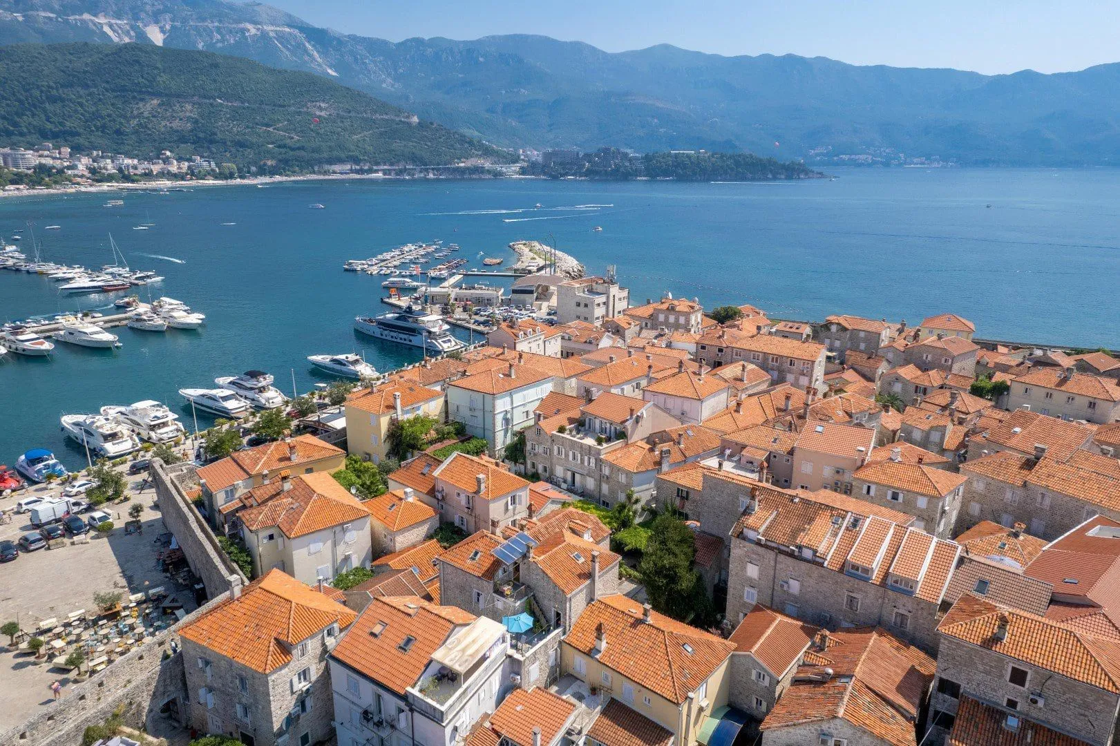 Sale, three bedroom apartment, 192m², Budva, Crna Gora