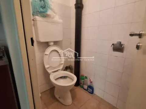 Izdavanje, poslovni prostor, 34m², Banovo Brdo, Beograd - image 5