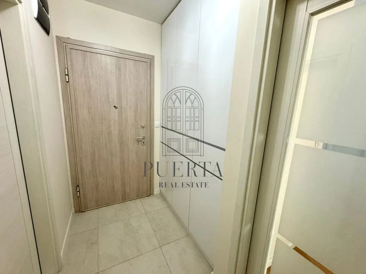 Rent, one bedroom apartment, 53m², Central Point, Podgorica