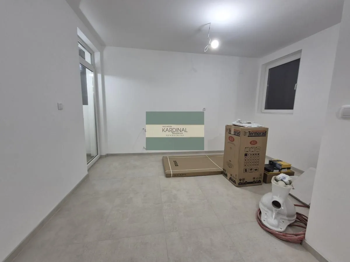 Prodaja, trosoban stan, 83m², Centar, Jagodina
