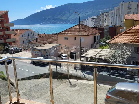 Izdavanje, dvosoban stan, 71m², Igalo, Herceg Novi - image 4