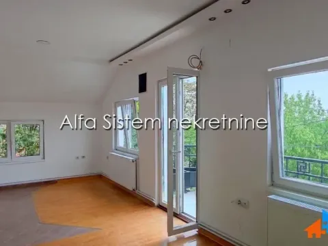 Kuća in Zvezdarska Šuma
