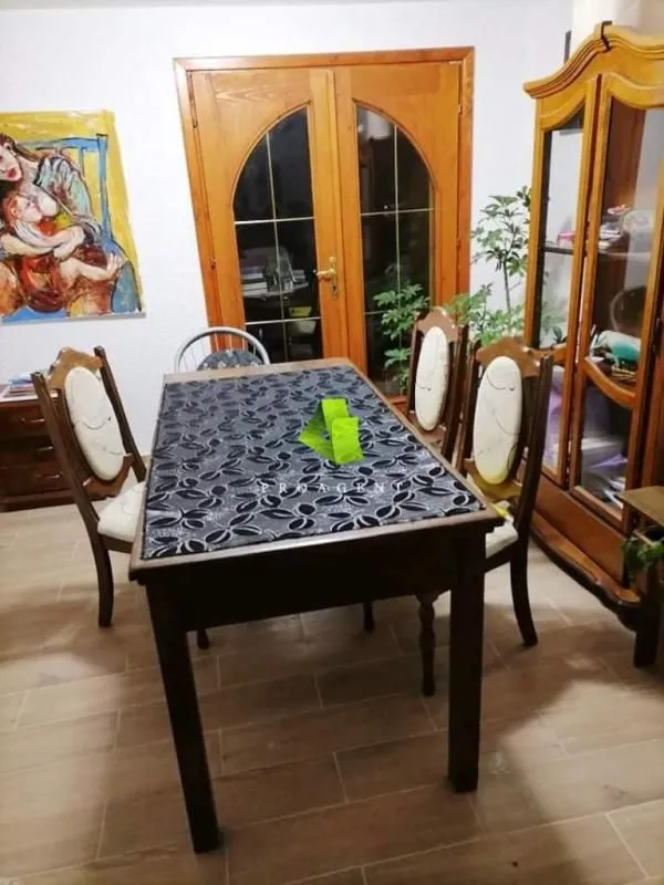 Izdavanje, dvosoban stan, 85m², Palilula, Niš