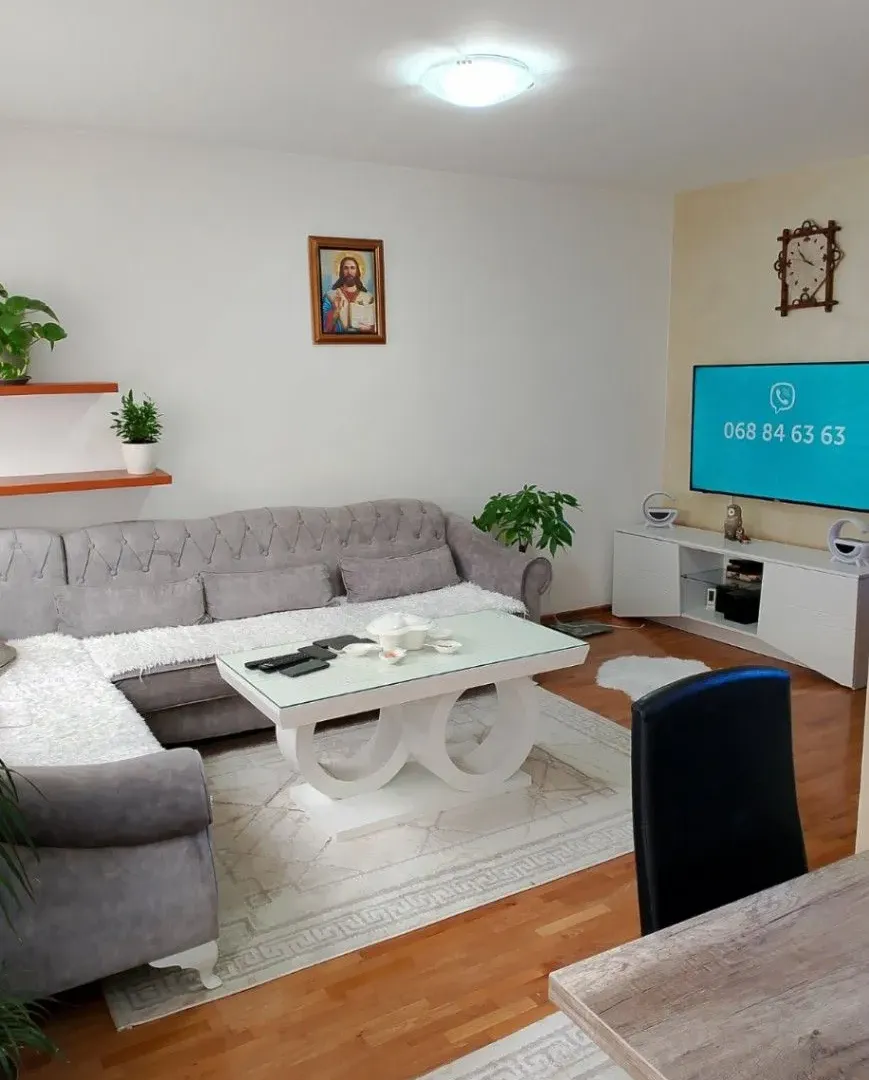 Prodaja, dvosoban stan, 54m², Stari Aerodrom, Podgorica