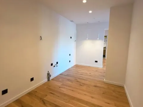 Sale, two bedroom apartment, 46m², Senjak, Beograd - image 8