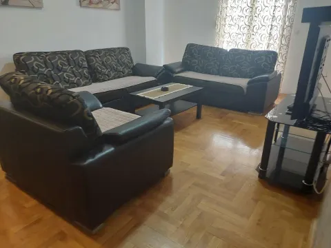 Rent, two bedroom apartment, 80m², City Kvart, Podgorica - image 6