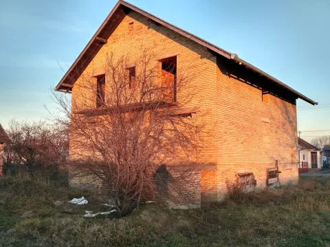 Prodaja, kuća, 360m², Vrbas, Novi Sad - image 2