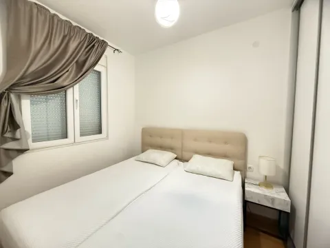 Sale, two bedroom apartment, 58m², Bečići, Budva - image 5