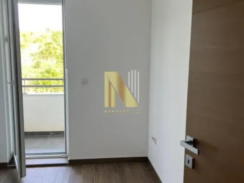 Sale, four bedroom apartment, 106m², Petrovaradin, Novi Sad - image 10