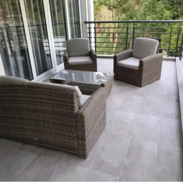 Rent, three bedroom apartment, 140m², Zelenika, Herceg Novi - image 10