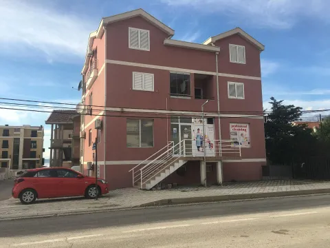 Prodaja, stan, 117m², Tivat, Crna Gora - image 8