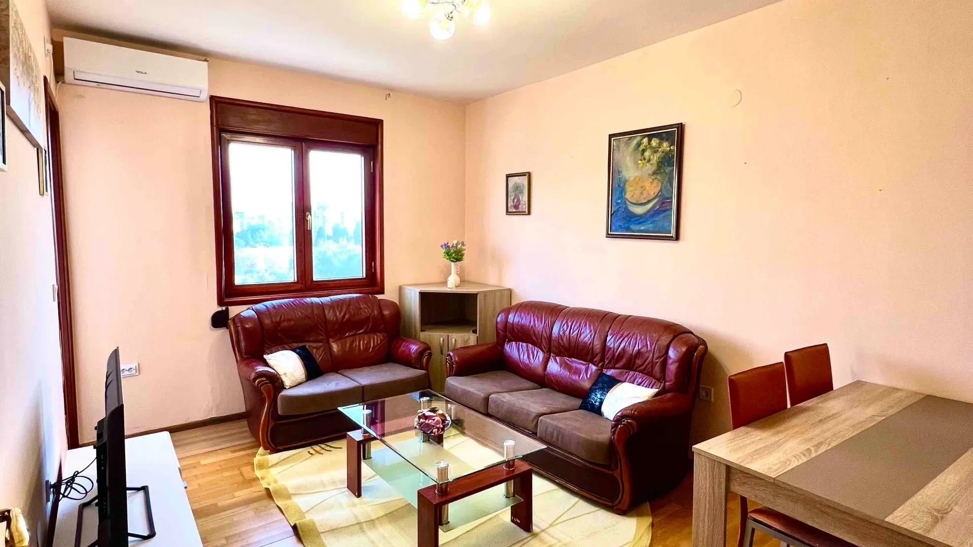 Izdavanje, jednosoban stan, 38m², Pobrežje, Podgorica