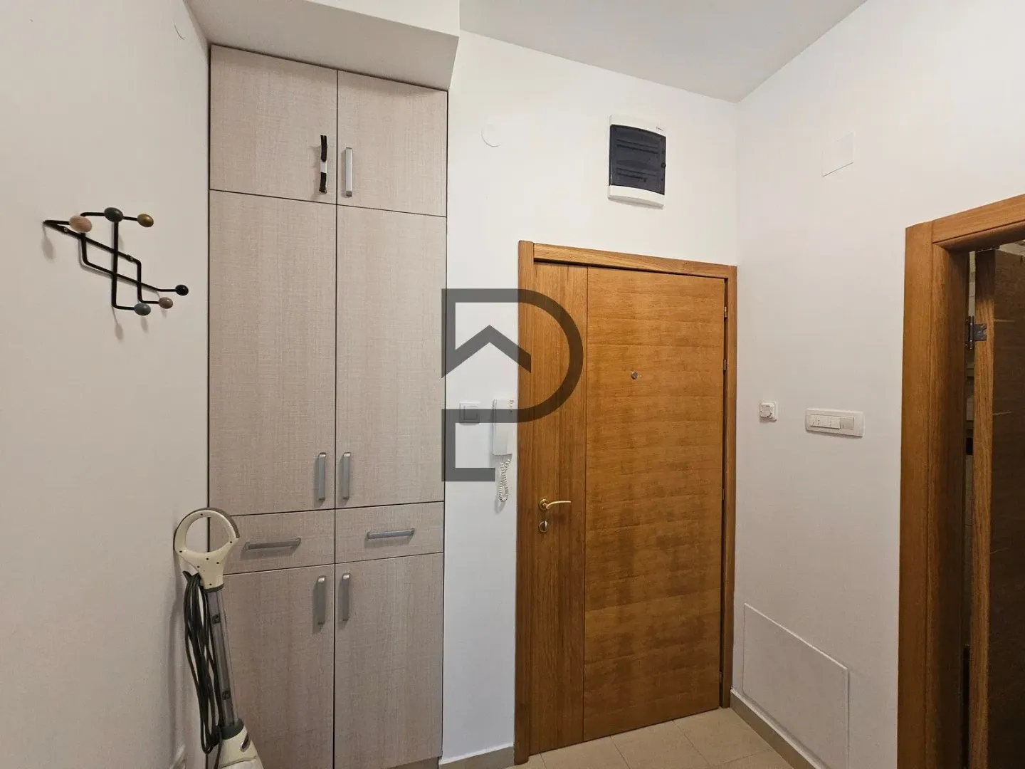 Rent, one bedroom apartment, 53m², Centar, Podgorica