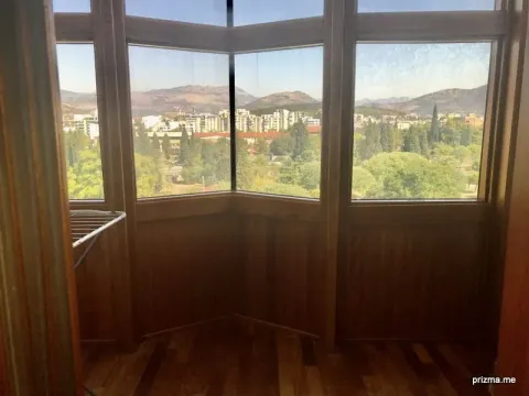 Prodaja, trosoban stan, 119m², Pobrežje, Podgorica - image 15