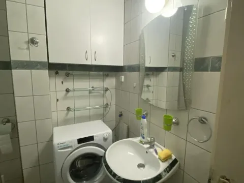 Izdavanje, trosoban stan, 80m², Olimp, Zvezdara Sve Podlokacije - image 9