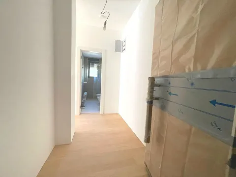 Prodaja, jednosoban stan, 64m², Bečići, Budva - image 9