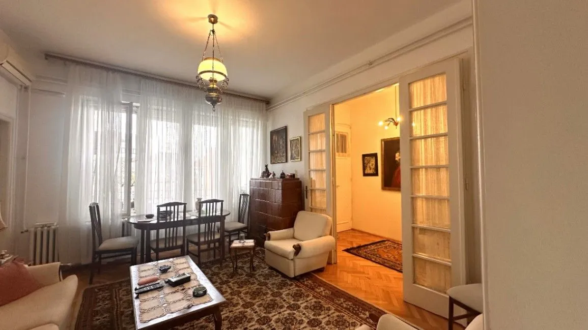 Sale, four bedroom apartment, 115m², Stari Grad, Beograd