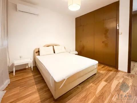 Izdavanje, trosoban stan, 95m², Tuški Put, Podgorica - image 9