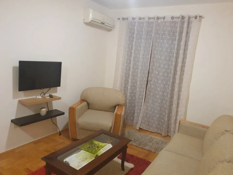 Rent, two bedroom apartment, 43m², Stari Aerodrom, Podgorica