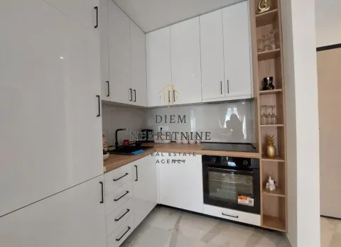 Prodaja, jednosoban stan, 42m², Radanovići, Kotor - image 1