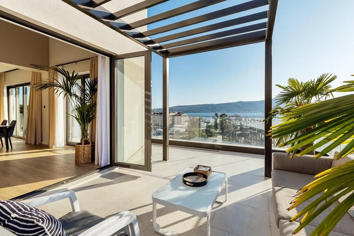 Prodaja, dvosoban stan, 179m², Porto Montenegro, Tivat