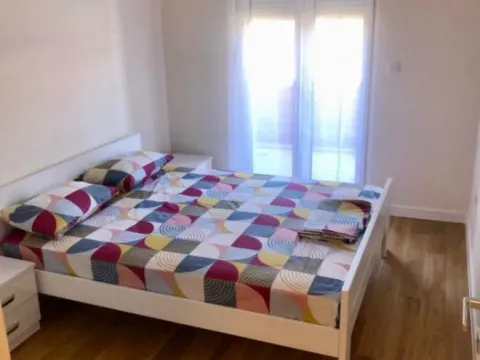 Izdavanje, jednosoban stan, 47m², Central Point, Podgorica - image 6