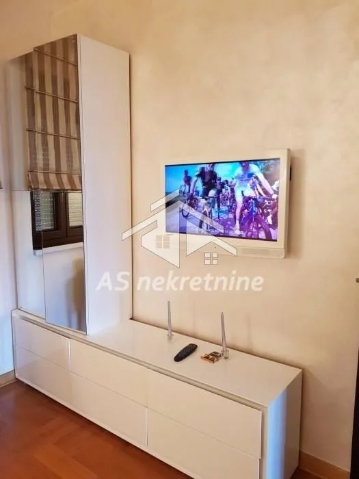 Prodaja, trosoban stan, 75m², Fon (Fon - Bilećka), Voždovac Sve Podlokacije