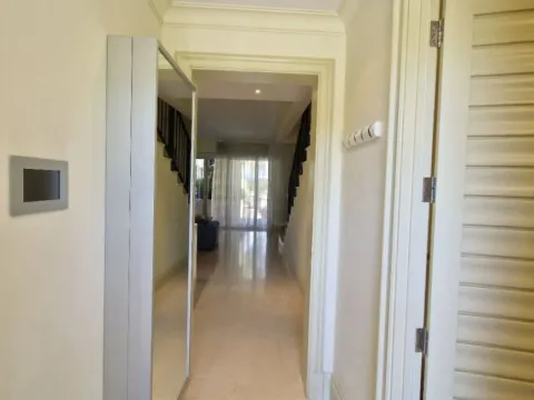 Prodaja, dvosoban stan, 115m², Porto Montenegro, Tivat - image 13