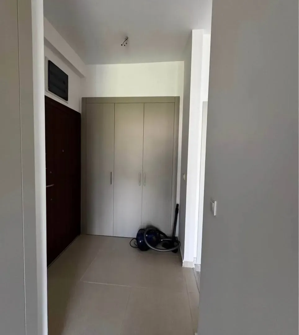 Prodaja, jednosoban stan, 43m², Centar, Bar
