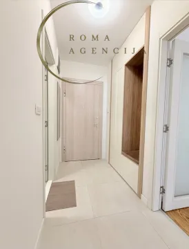 Izdavanje, dvosoban stan, 70m², Central Point, Podgorica - image 9