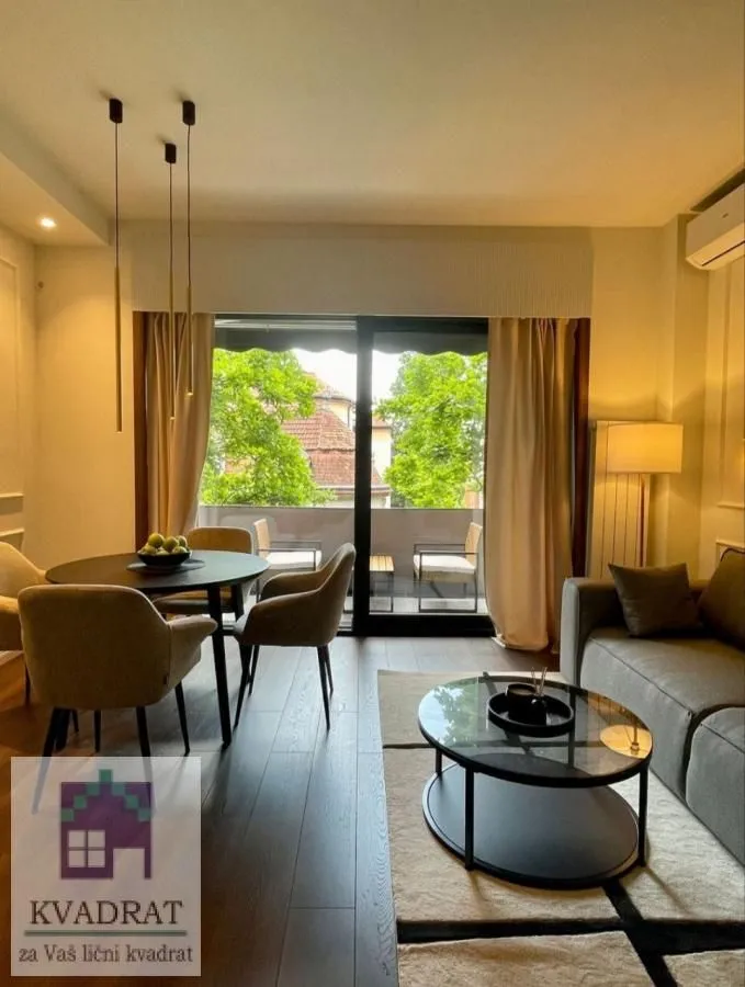 Prodaja, stan, 85m², Centar, Novi Sad