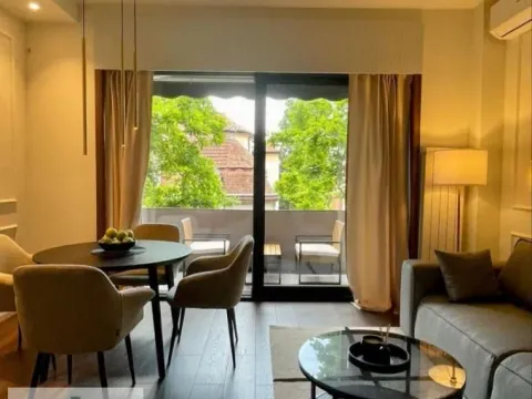 Prodaja, stan, 85m², Centar, Novi Sad