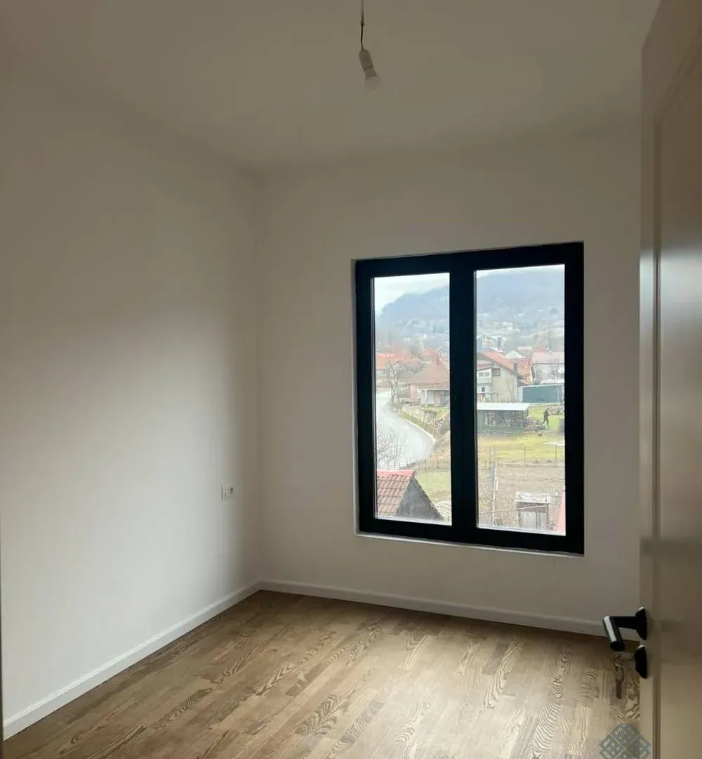 Sale, two bedroom apartment, 62m², Centar, Kolašin