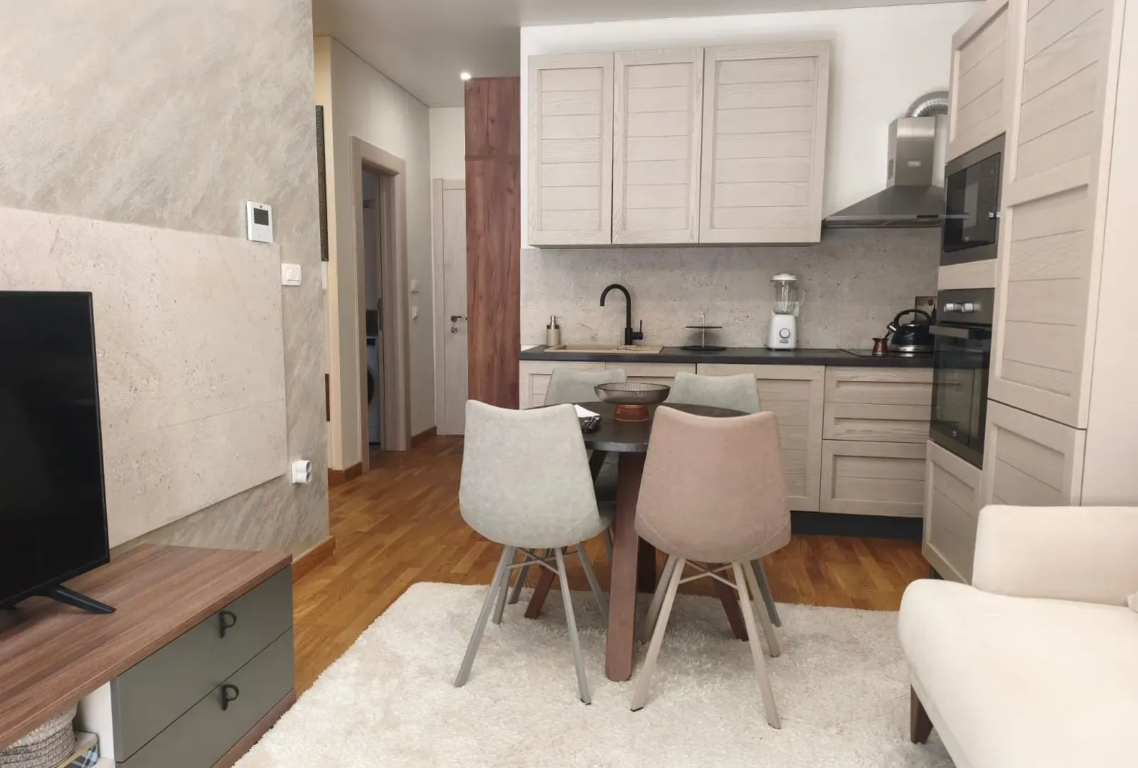 Sale, one bedroom apartment, 37m², Bijeli Do, Budva