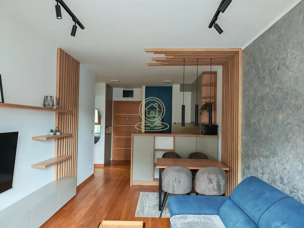 Izdavanje, dvosoban stan, 48m², Novi Beograd Blok 65, Novi Beograd Sve Podlokacije