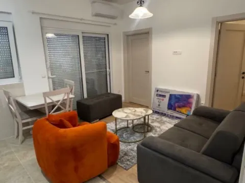 Izdavanje, dvosoban stan, 45m², Zabjelo, Podgorica - image 7