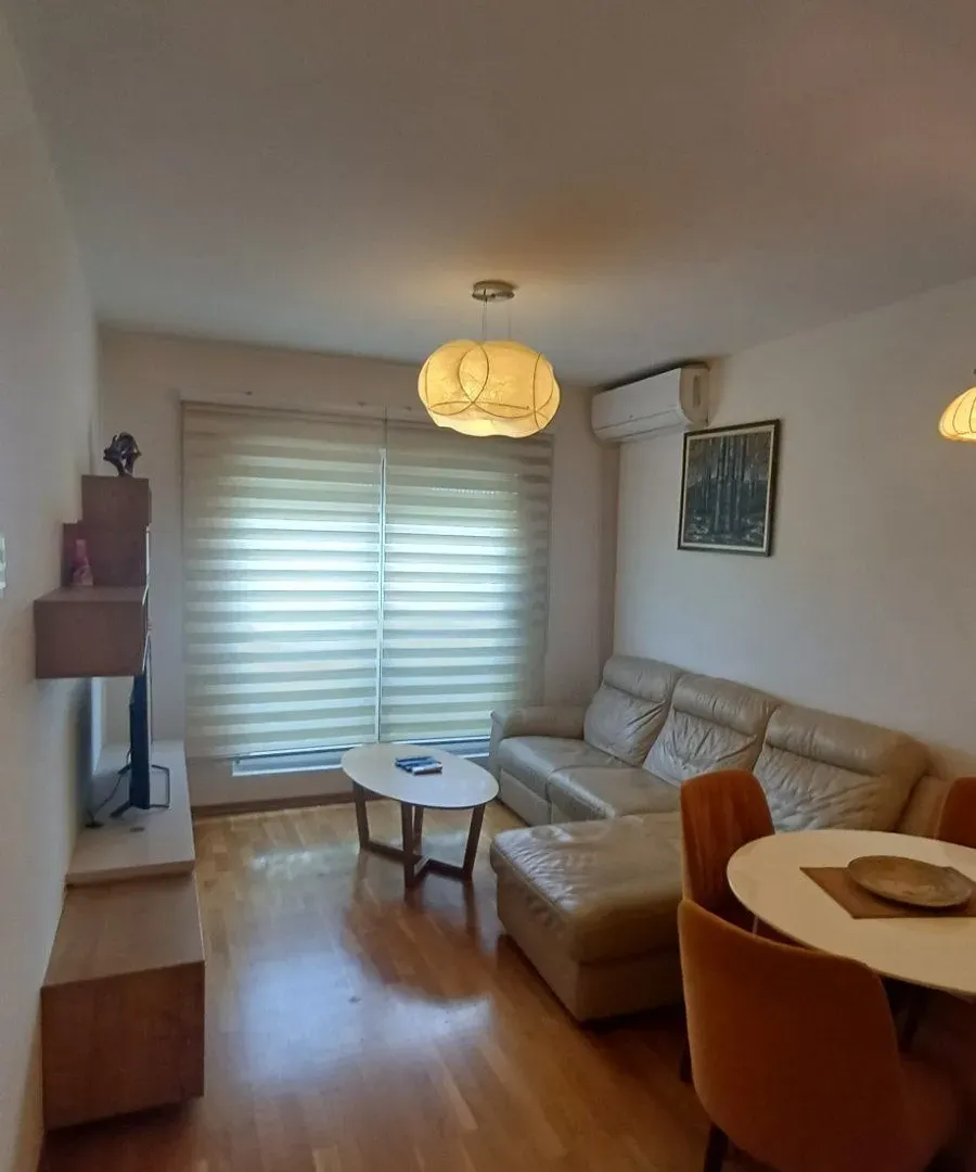 Prodaja, jednosoban stan, 40m², Centar, Nikšić